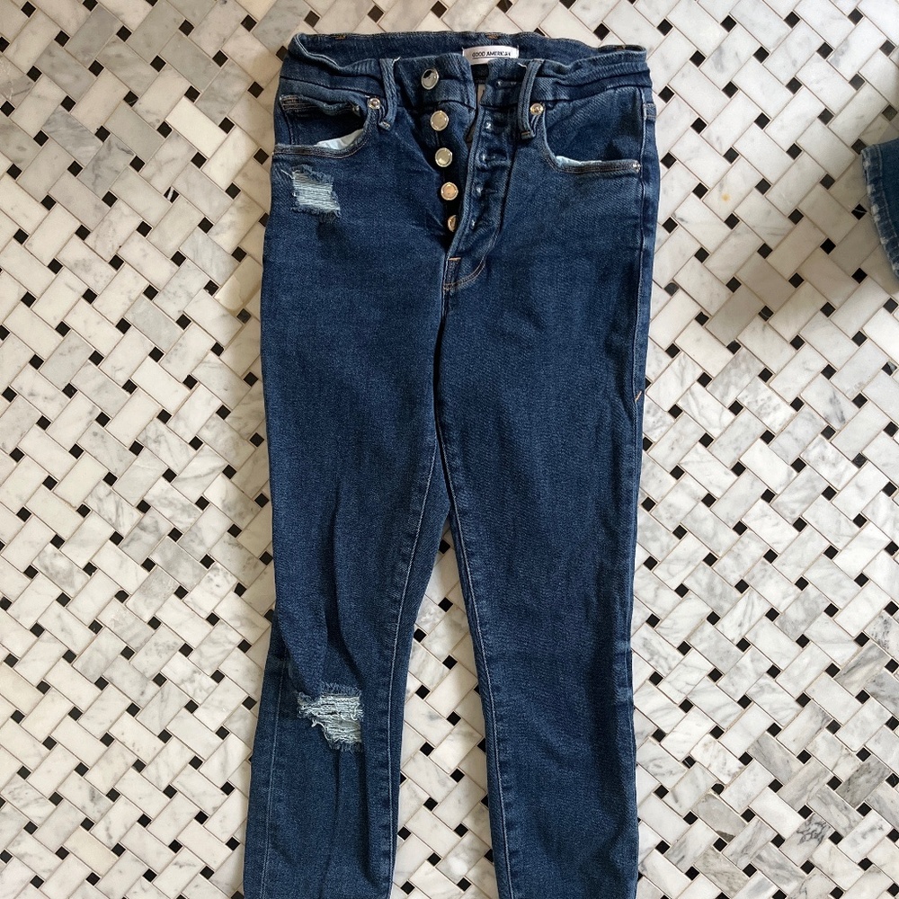 Good American distressed denim jeans
